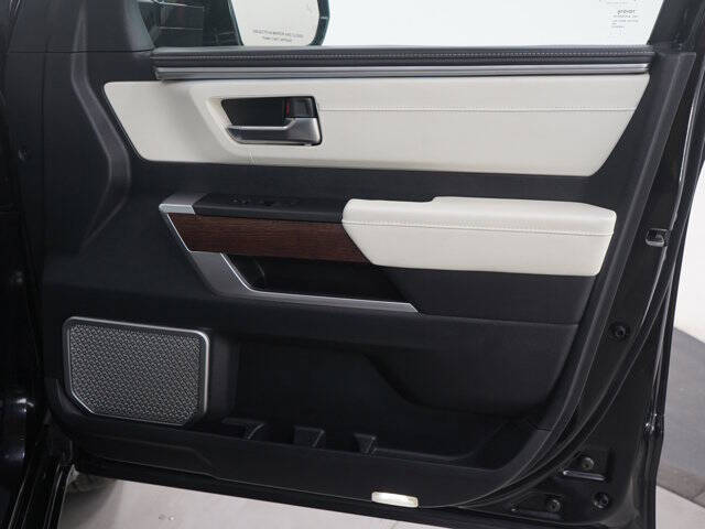 2023 Toyota Tundra Capstone HV