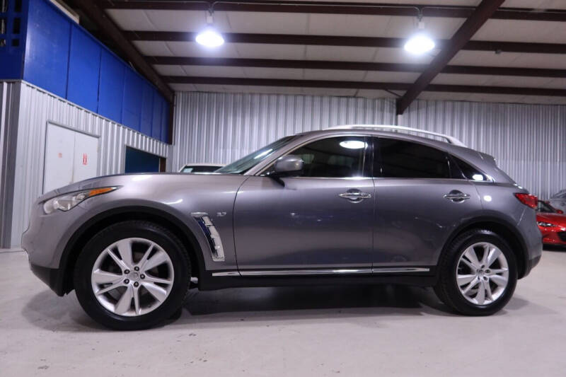 2015 Infiniti QX70 for sale at SOUTHWEST AUTO CENTER INC in Houston TX