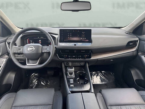 2025 Nissan Rogue Platinum