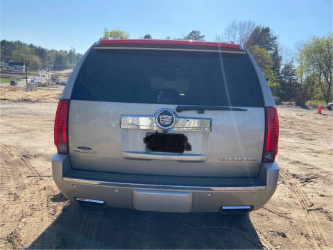 2013 Cadillac Escalade Platinum Edition