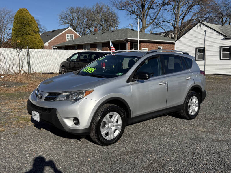 2015 Toyota RAV4 LE's photo