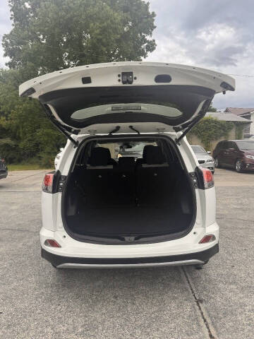 2017 Toyota RAV4 XLE
