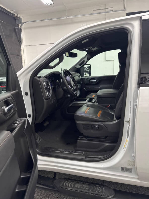 2023 GMC Sierra 3500HD