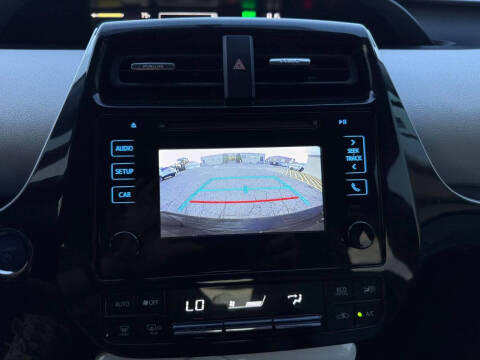 2016 Toyota Prius Two