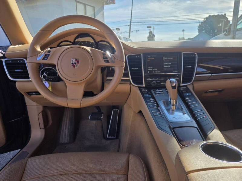 2011 Porsche Panamera