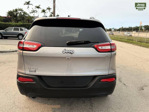 2016 Jeep Cherokee