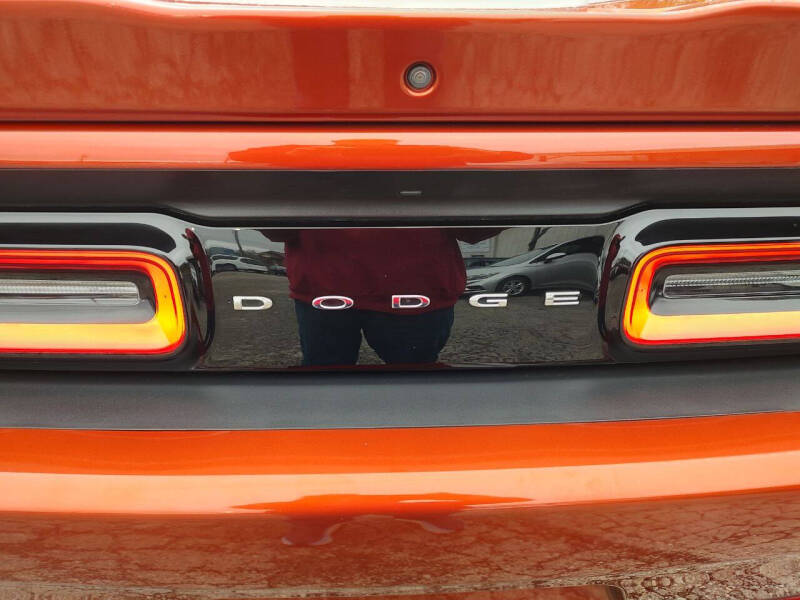 2021 Dodge Challenger SXT