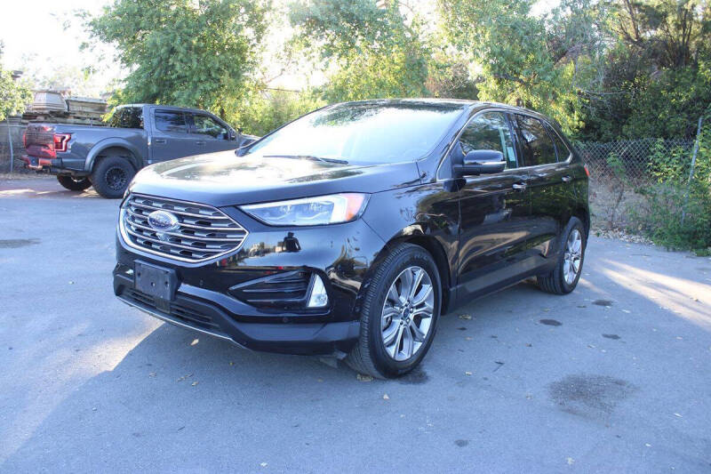 2019 Ford Edge Titanium