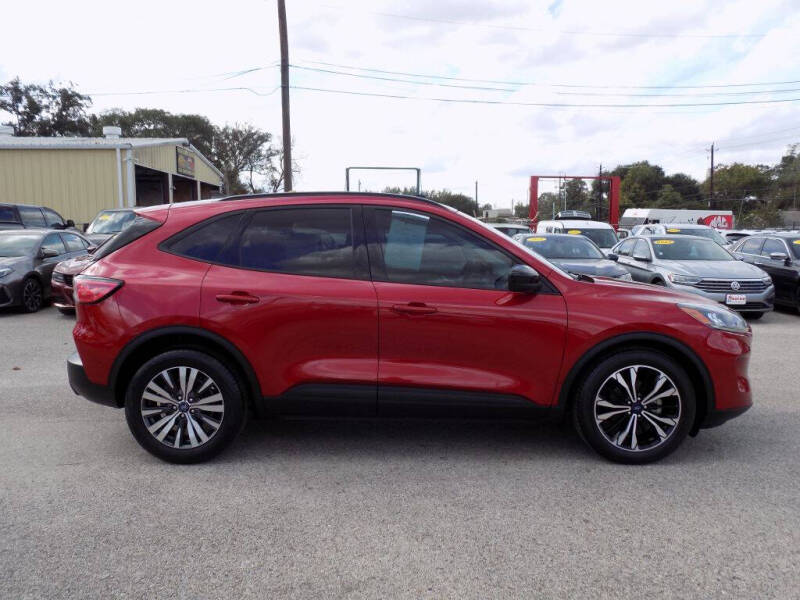 2021 Ford Escape SE