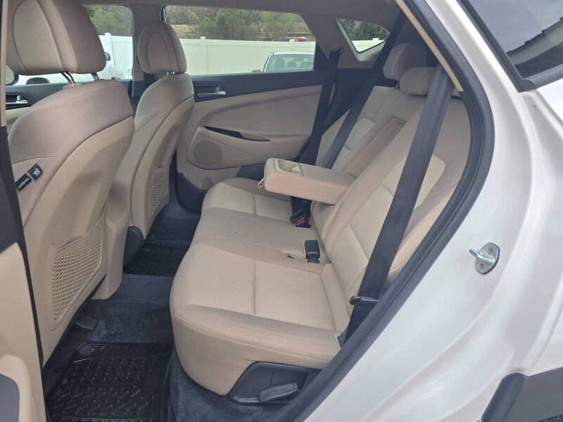 2017 Hyundai Tucson SE