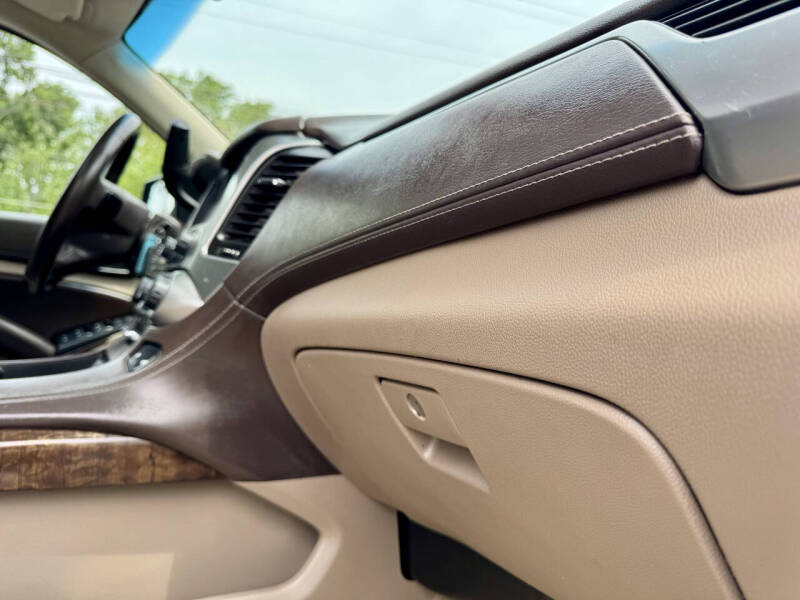 2016 Chevrolet Suburban LT