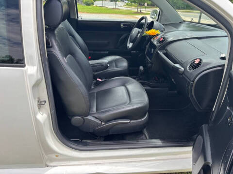 2010 Volkswagen New Beetle