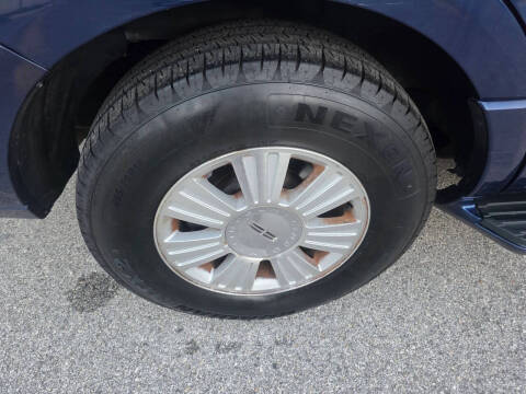 2008 Lincoln Navigator