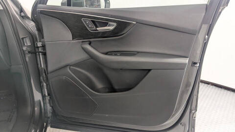 2022 Audi Q7 quattro Premium 55 TFSI