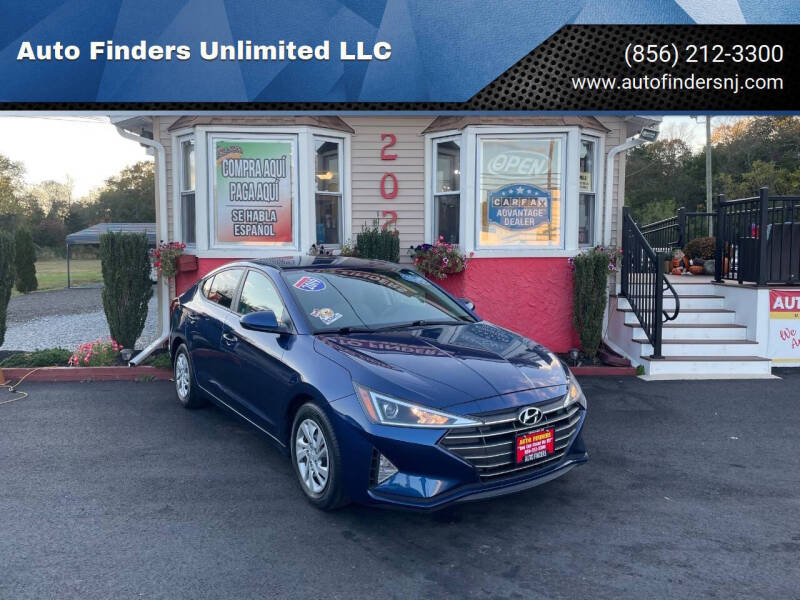 2019 Hyundai Elantra SE's photo