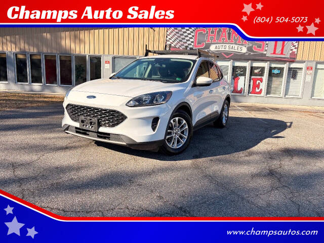 2021 Ford Escape SE's photo