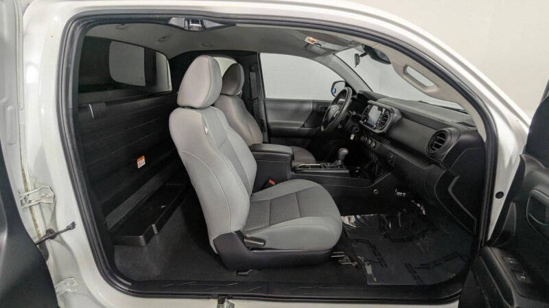 2021 Toyota Tacoma SR