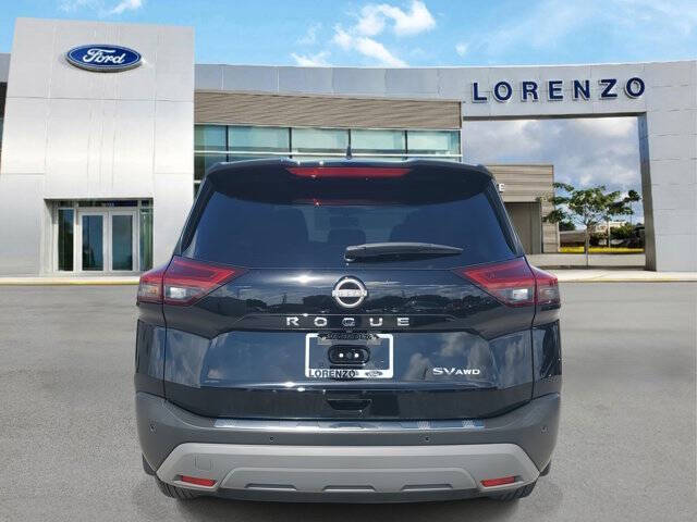 2023 Nissan Rogue SV