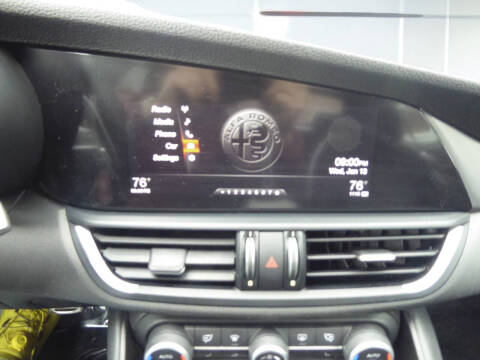 2017 Alfa Romeo Giulia Ti