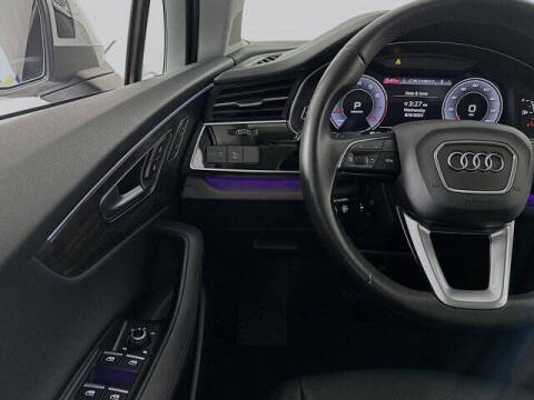 2023 Audi Q7 quattro Premium Plus 55 TFSI