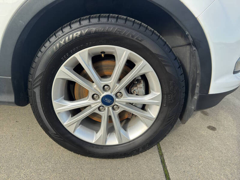 2019 Ford Escape SEL