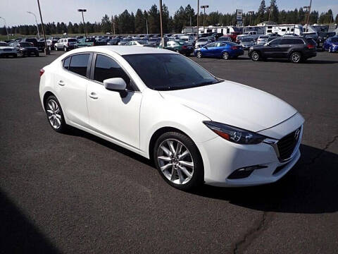 2017 Mazda MAZDA3 Touring