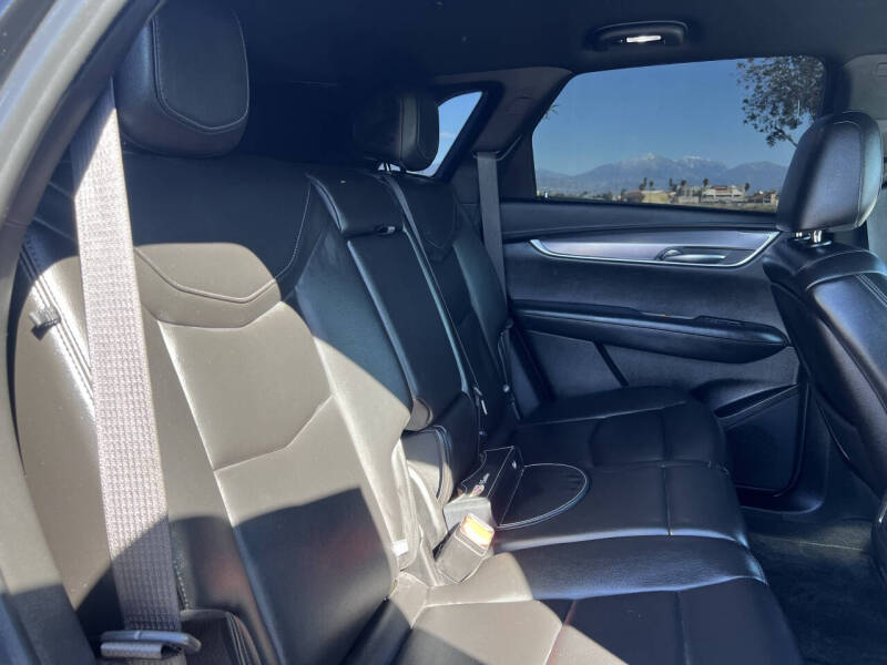 2022 Cadillac XT5 Luxury
