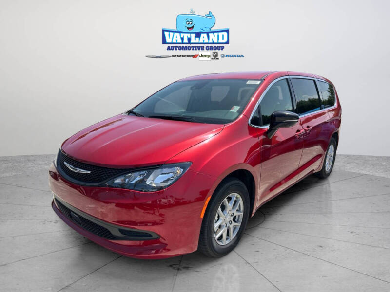 2027 Chrysler Pacifica LX