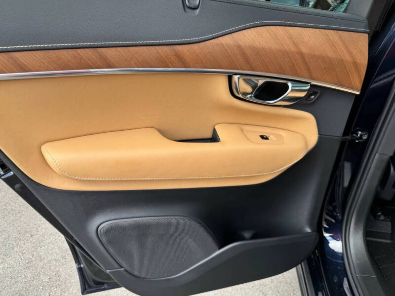 2019 Volvo XC90 T6 Inscription