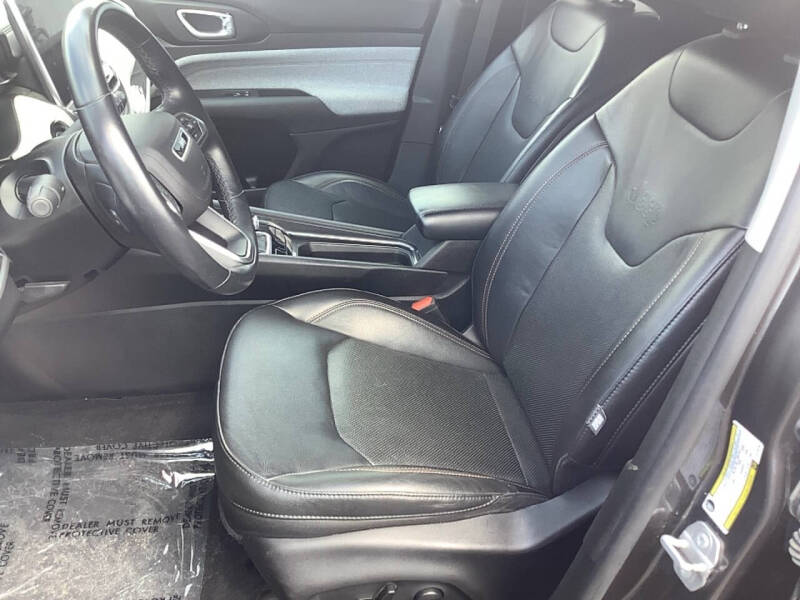 2022 Jeep Compass Latitude Lux