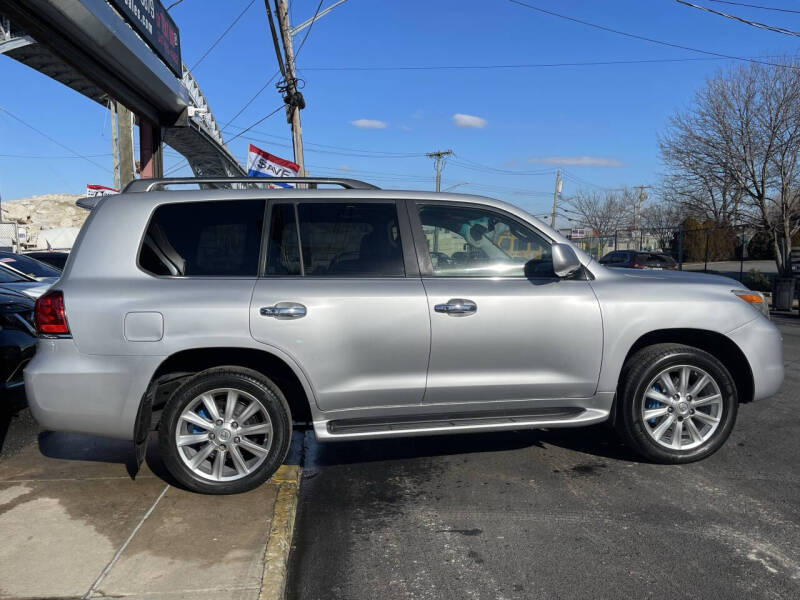 2009 Lexus LX 570