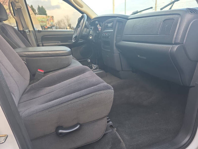 2004 Dodge Ram 1500 SLT