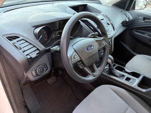 2017 Ford Escape S