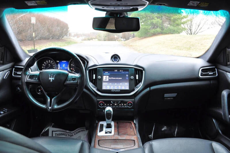 2016 Maserati Ghibli S