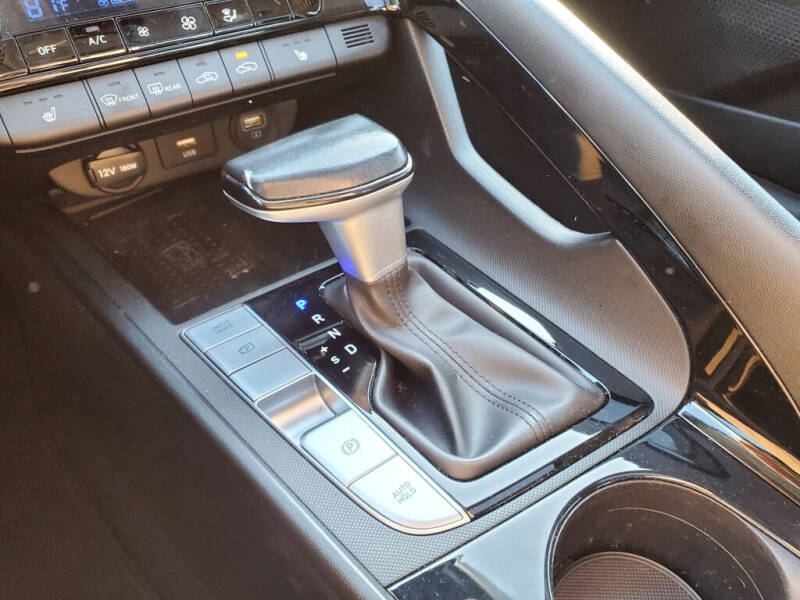 2022 Hyundai Elantra