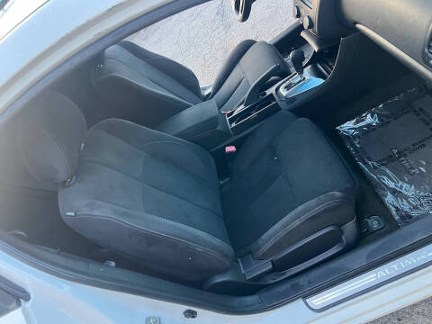 2012 Nissan Altima 2.5 S