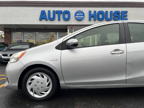 2014 Toyota Prius c Two
