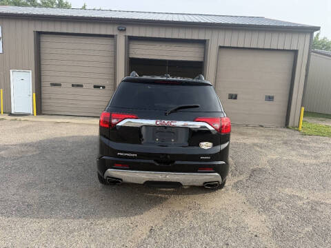 2017 GMC Acadia Denali