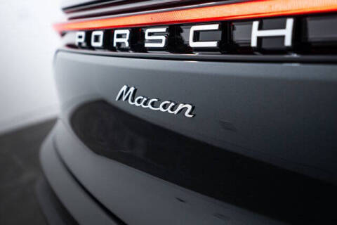 2025 Porsche Macan