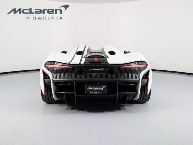 2021 McLaren Elva