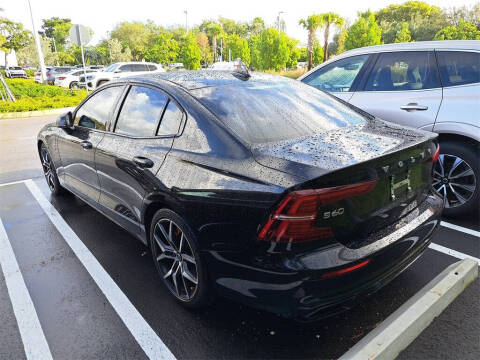 2022 Volvo S60 Recharge T8 Polestar Engineered