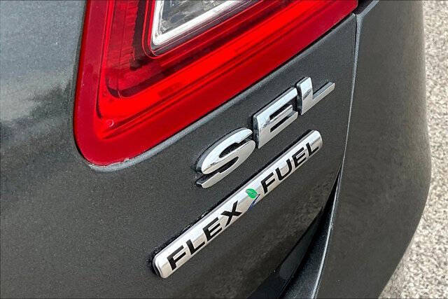 2016 Ford Taurus SEL