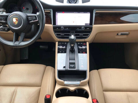 2022 Porsche Macan S