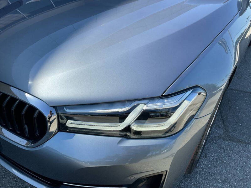 2022 BMW 5 Series 530i