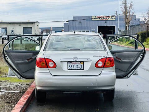 2003 Toyota Corolla LE