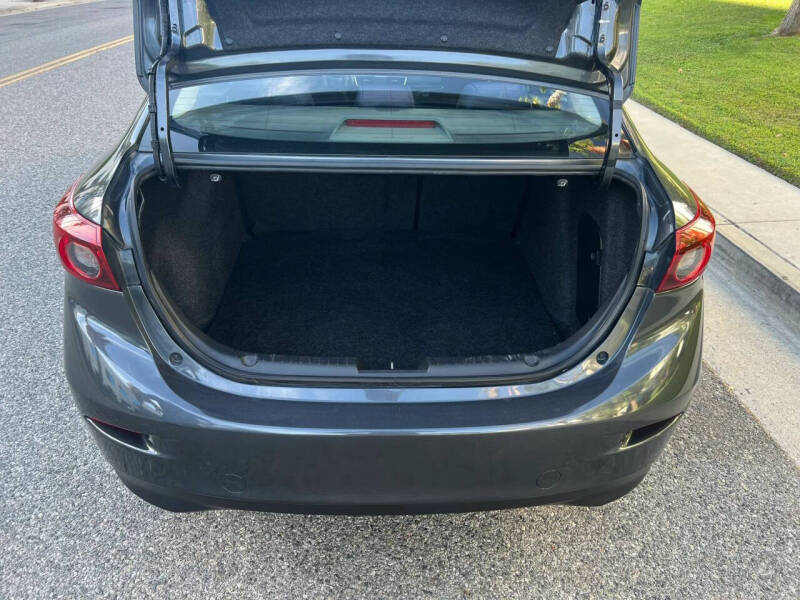 2014 Mazda MAZDA3 i Sport