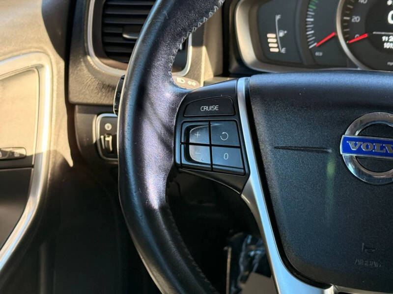 2017 Volvo S60 T5 Dynamic