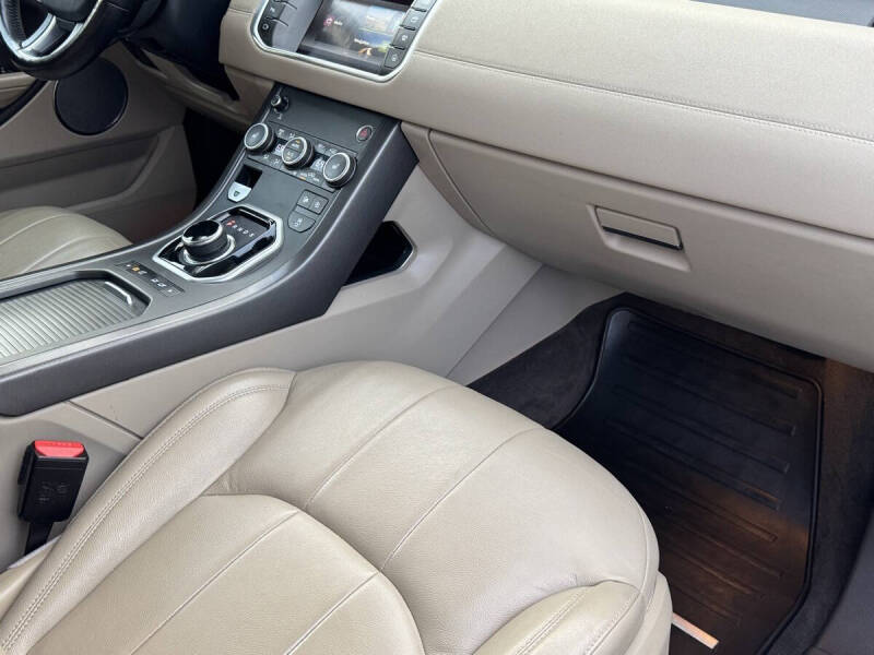 2018 Land Rover Range Rover Evoque SE