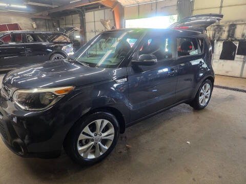 2014 Kia Soul +
