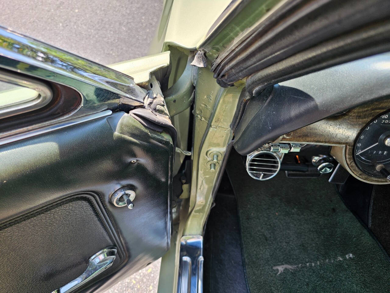 1967 Mercury Cougar XR7 110